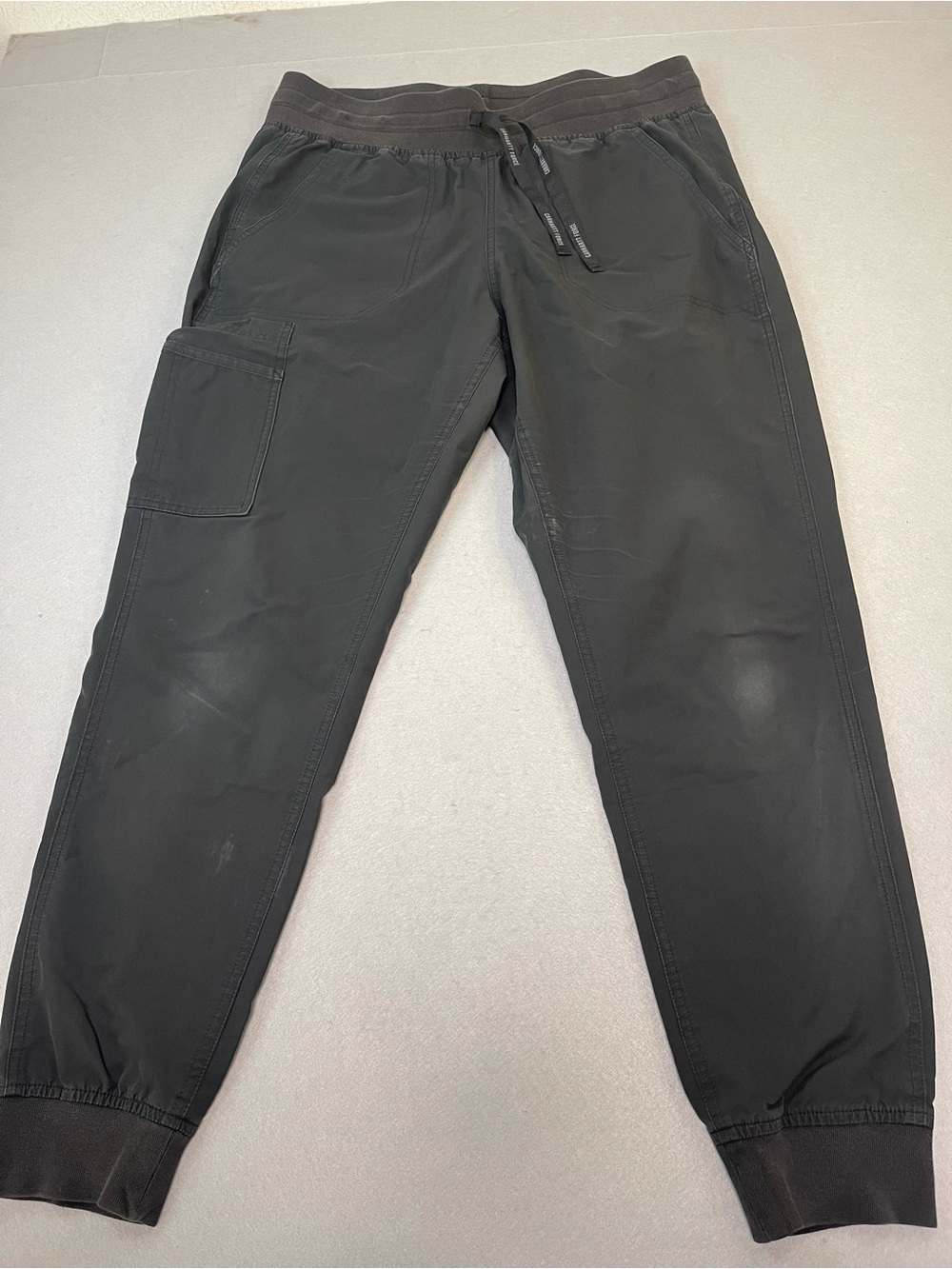 Women’s Carhartt Black Cargo Scrub Pants Regular, Size: Large